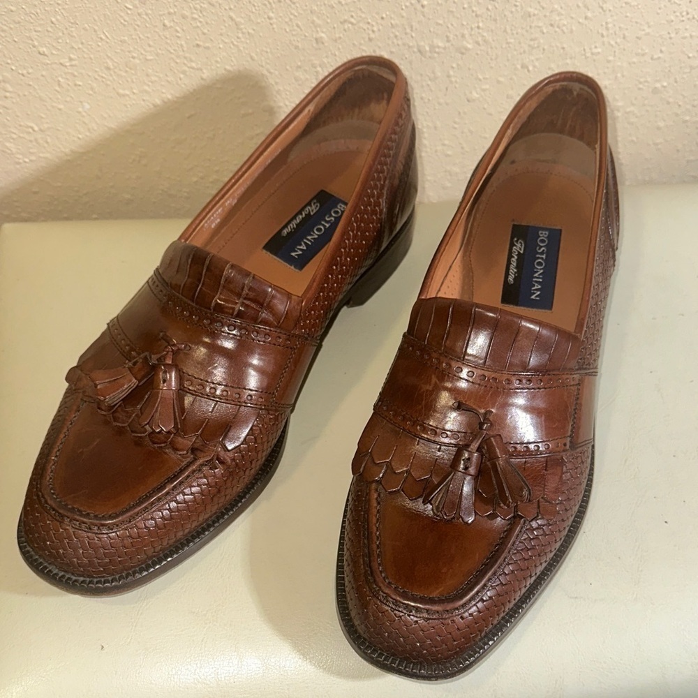 Bostonian Loafers Size 8 1/2